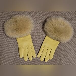 ​Arctic Dreams Leather & Fox Fur Gloves Pistachio Chartreuse Made In Hungary 7.5
